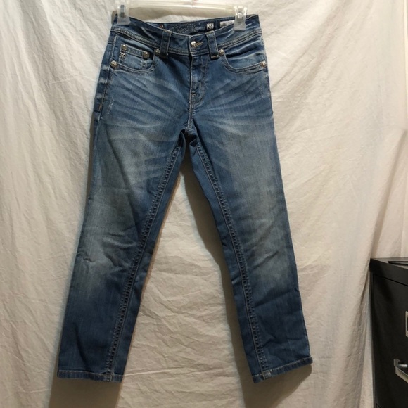 Miss Me Capri’s - Picture 3 of 12